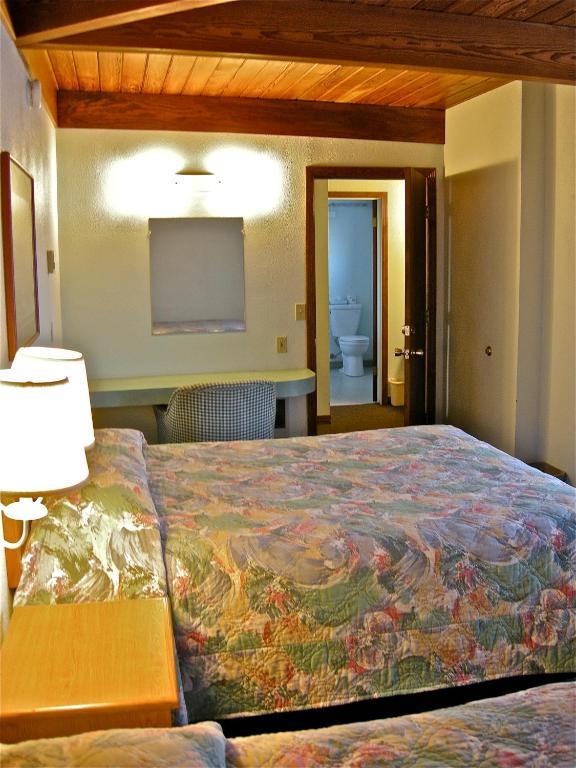 Azalea Lodge Gold Beach Εξωτερικό φωτογραφία